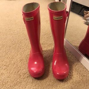Gently used hunter boots
